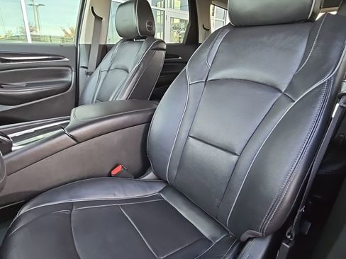 Used 2020 Buick Enclave Avenir w/ Avenir Technology Package image 15