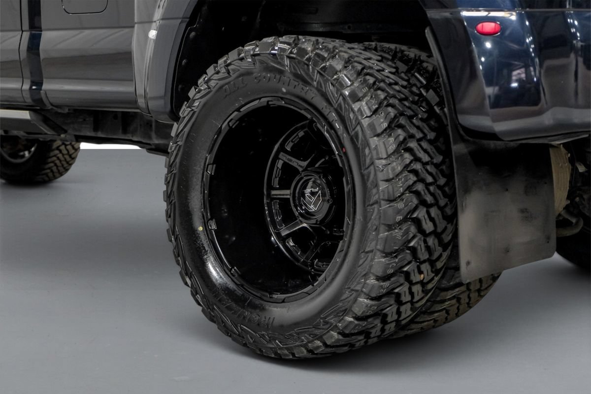 Used 2022 Ford F450 Platinum w/ FX4 Off-Road Package AWD/4WD image 65