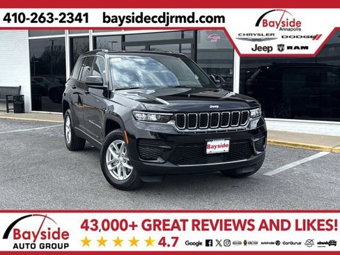 New 2026 Jeep Grand Cherokee Laredo AWD/4WD image 1