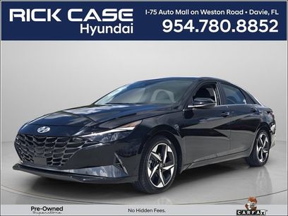 Used 2023 Hyundai Elantra Limited