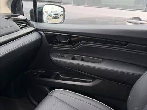 Used 2025 Honda Odyssey Elite image 23