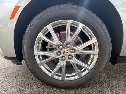 Certified 2023 Buick Enclave Essence w/ Experience Buick Package FWD image 9