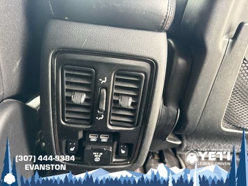 Used 2018 Dodge Durango GT AWD/4WD image 17