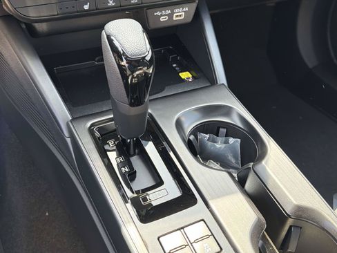 New 2026 Subaru Outback Limited AWD/4WD image 21