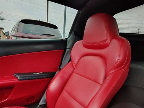 Used 2012 Chevrolet Corvette Grand Sport w/ 3LT Preferred Equipment Group image 3