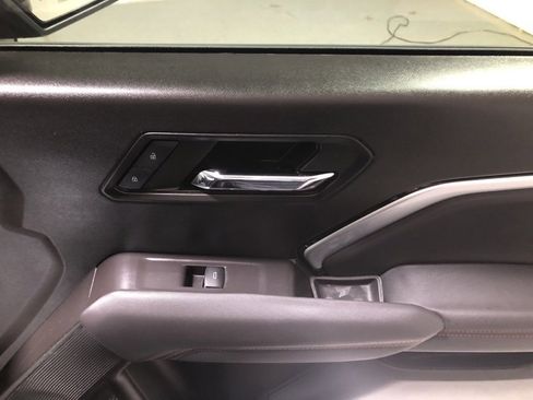 Used 2024 Chevrolet Colorado Z71 w/ Z71 Convenience Package 2 image 14