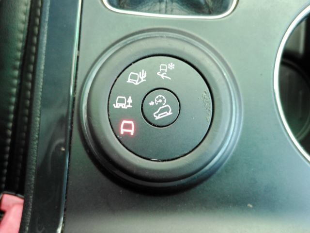 Used 2016 Ford Explorer Limited w/ Equipment Group 303A AWD/4WD image 49