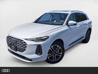 New 2025 Audi Q5 Premium Plus