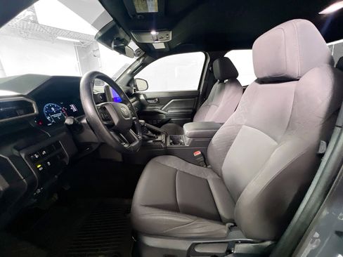 Used 2025 Toyota Tacoma SR w/ SR Upgrade Package image 14