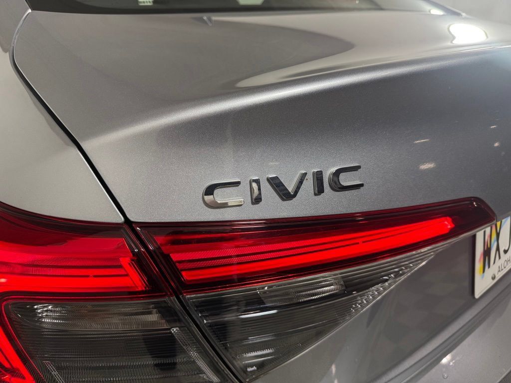 Used 2024 Honda Civic Sport image 9