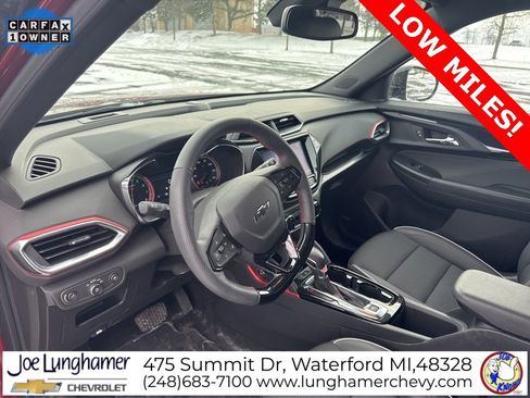 Used 2023 Chevrolet TrailBlazer RS w/ Sun and Liftgate Package image 14