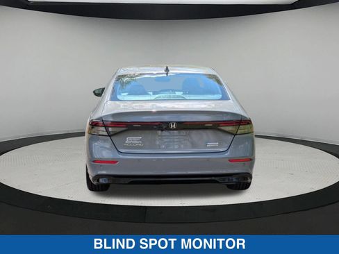 Used 2025 Honda Accord Touring image 5