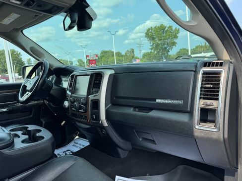 Used 2014 RAM 1500 Laramie AWD/4WD image 19