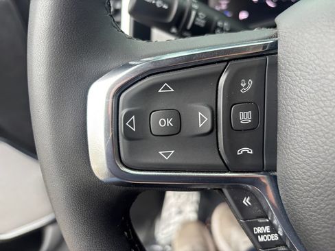 Used 2025 RAM 1500 Laramie w/ Night Edition AWD/4WD image 15