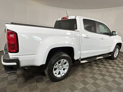 Used 2022 Chevrolet Colorado LT RWD image 3