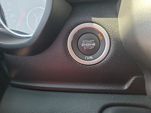 Certified 2025 RAM 1500 Laramie AWD/4WD image 22