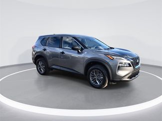 Used 2021 Nissan Rogue S video 2