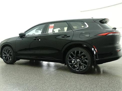 New 2026 Toyota Crown Signia image 23