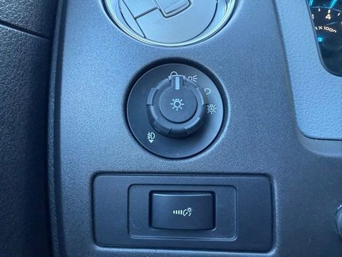 Used 2012 Ford F150 XLT w/ XLT Chrome Pkg image 13