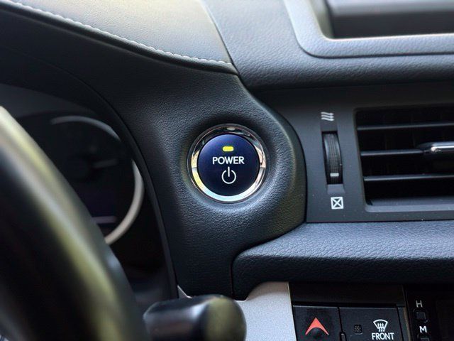 Used 2012 Lexus CT 200h Premium FWD image 26