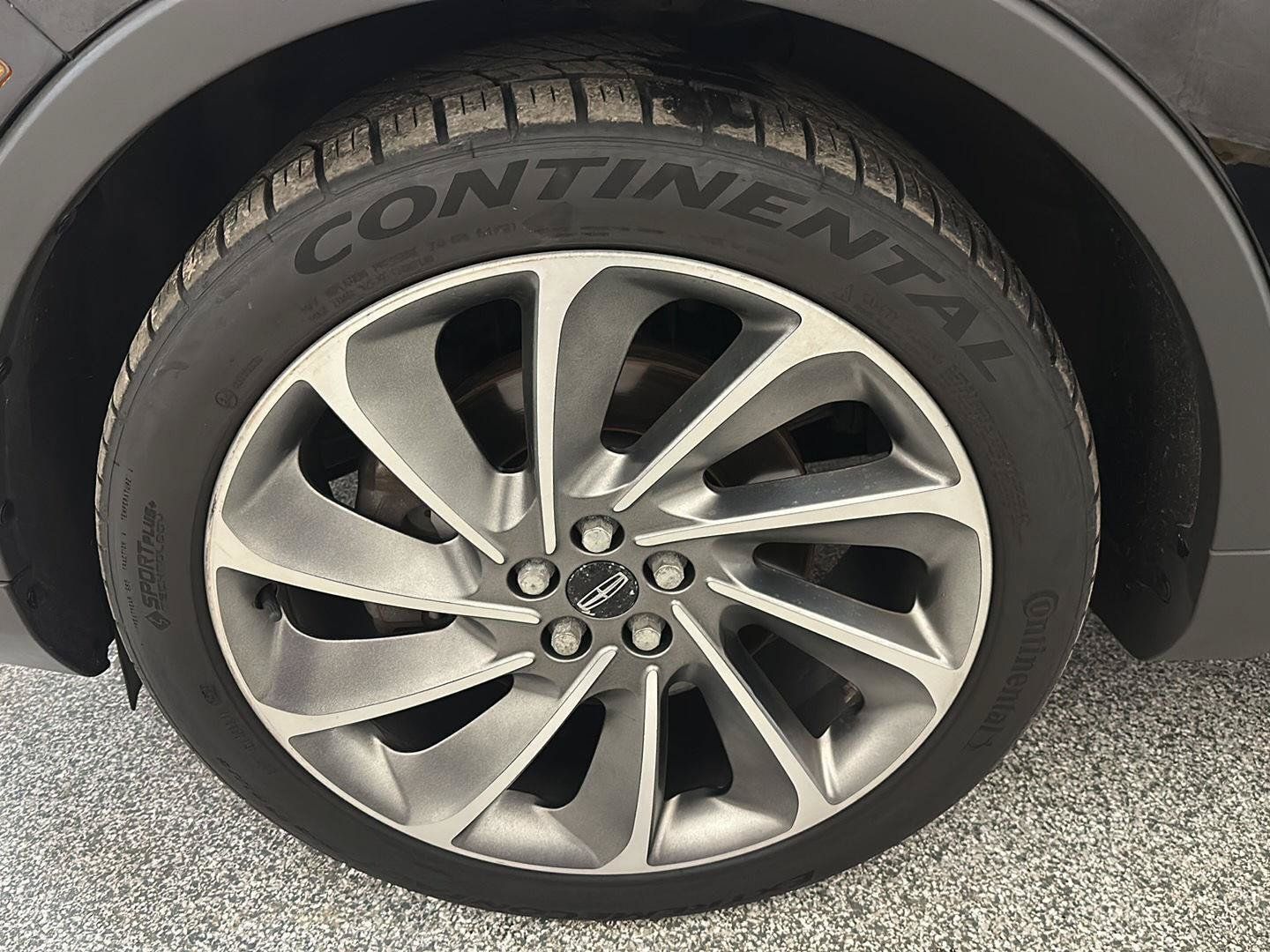 Used 2020 Lincoln Nautilus Reserve w/ Equipment Group 202A AWD/4WD image 12