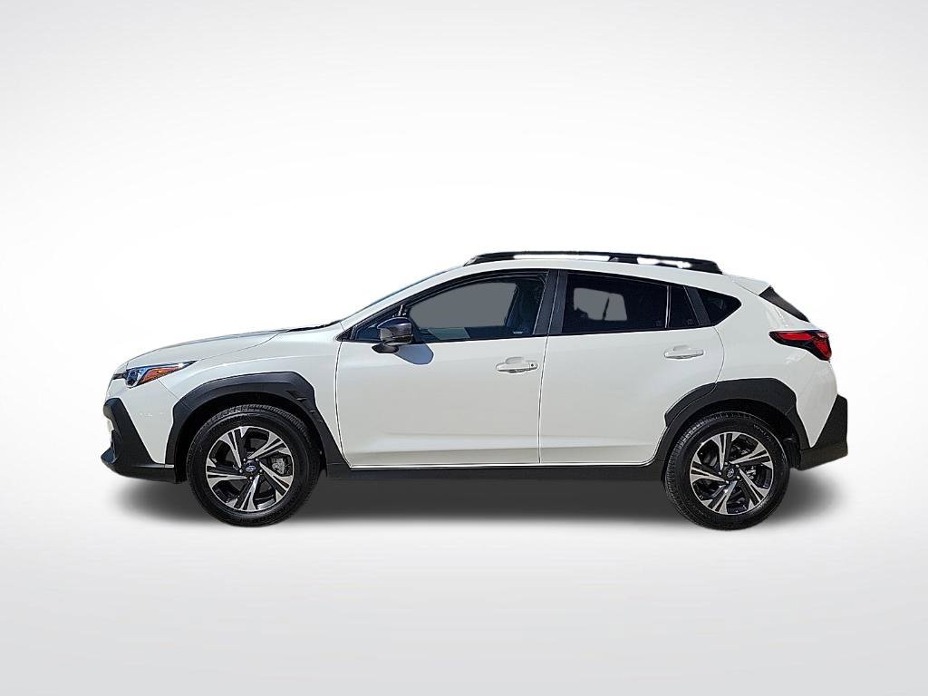 Used 2024 Subaru Crosstrek 2.0i Premium AWD/4WD image 2