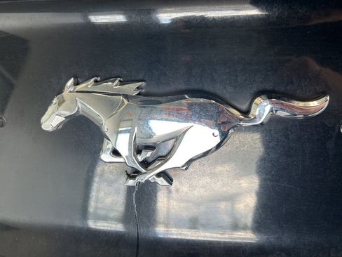 Used 2023 Ford Mustang Premium image 7