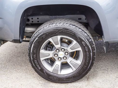 Used 2020 Chevrolet Colorado Z71 AWD/4WD image 8