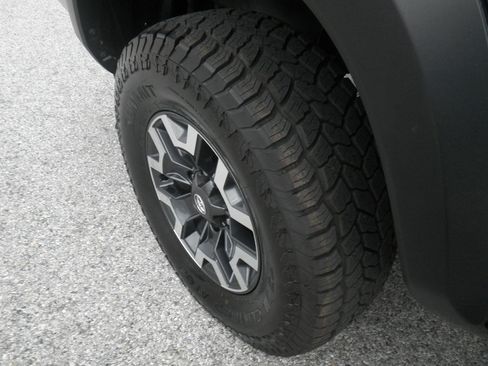 Used 2023 Toyota Tacoma TRD Off-Road image 10