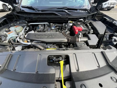 Used 2026 Nissan Rogue SL AWD/4WD image 34