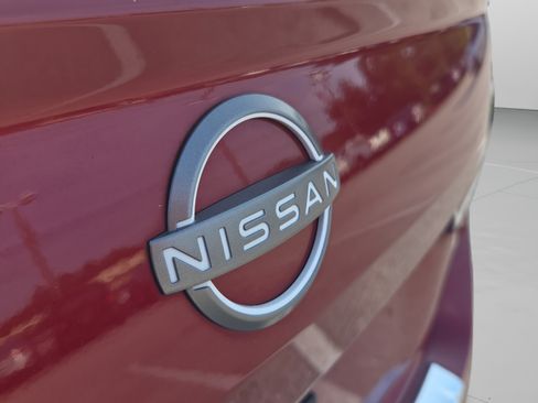 Used 2023 Nissan Altima 2.5 SV FWD image 15