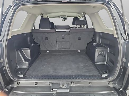 Used 2020 Toyota 4Runner SR5 image 7