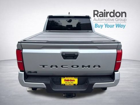 Used 2025 Toyota Tacoma SR5 AWD/4WD image 6