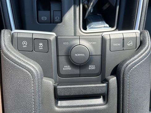 New 2026 Toyota Grand Highlander XLE image 7