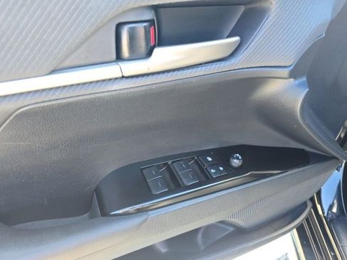 Used 2025 Toyota Camry SE w/ Multimedia Upgrade Package FWD image 11