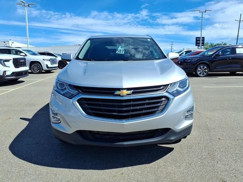 Used 2020 Chevrolet Equinox LT w/ Driver Convenience Package AWD/4WD image 2