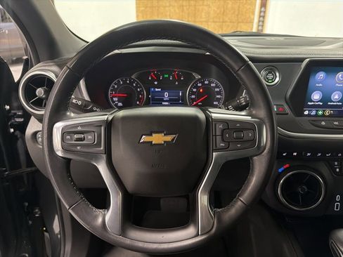 Used 2020 Chevrolet Blazer LT image 11