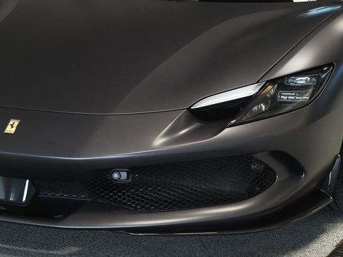 Used 2023 Ferrari 296 GTS RWD image 9