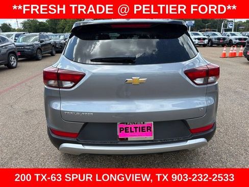 Used 2023 Chevrolet TrailBlazer LT FWD image 9