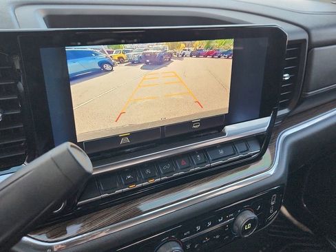 Used 2024 Chevrolet Silverado 1500 LT image 25