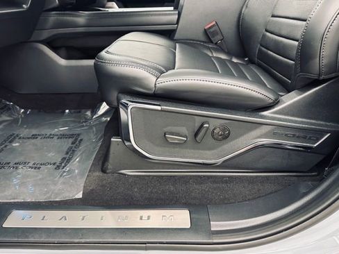 New 2026 Ford F250 Platinum image 51