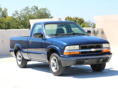Used 2003 Chevrolet S10 Pickup LS RWD image 23