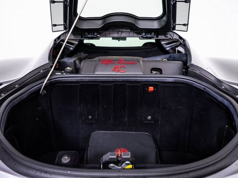 Used 2018 Alfa Romeo 4C Coupe w/ Convenience Group - Coupe image 20