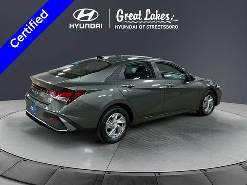 Certified 2024 Hyundai Elantra SE FWD image 6