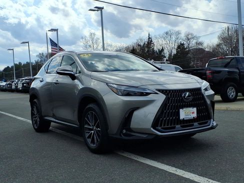 Used 2024 Lexus NX 350 AWD image 3