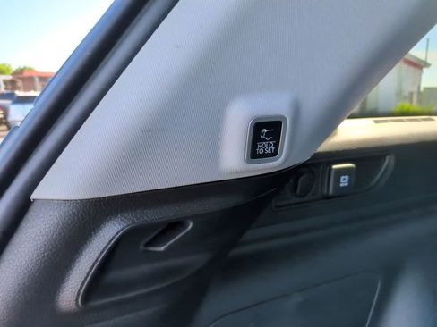 Used 2023 Jeep Grand Cherokee 4WD 4xe image 16