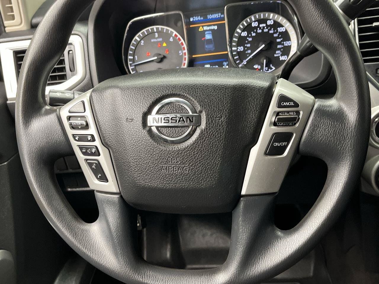 Used 2019 Nissan Titan SV AWD/4WD image 12