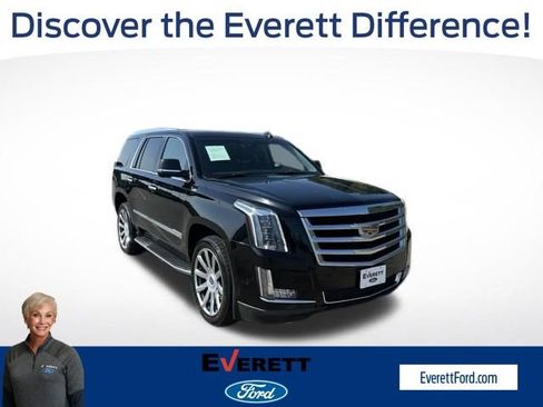Used 2018 Cadillac Escalade Luxury AWD/4WD image 1