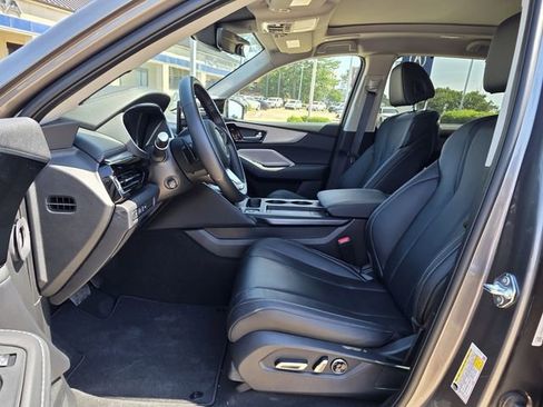 Used 2026 Acura MDX FWD w/ Technology Package image 18