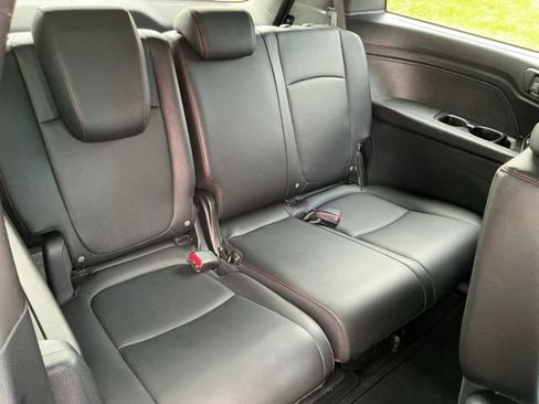 Used 2025 Honda Odyssey Sport-L image 18